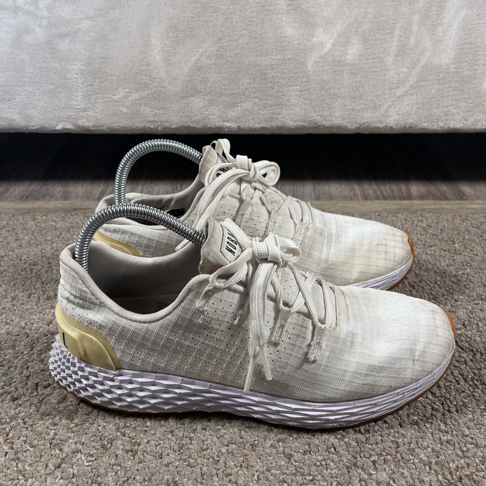NoBull Unisex	Shoes Workout Gym Training Gum Sole M7.5/W9 White